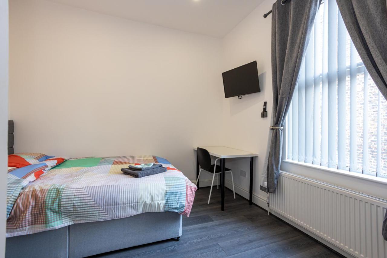 Tco Luxury House Panzió Liverpool Kültér fotó