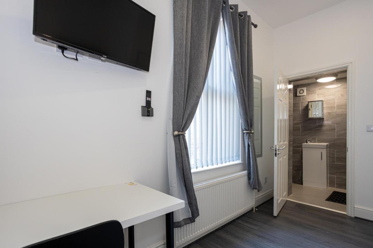 Tco Luxury House Panzió Liverpool Kültér fotó