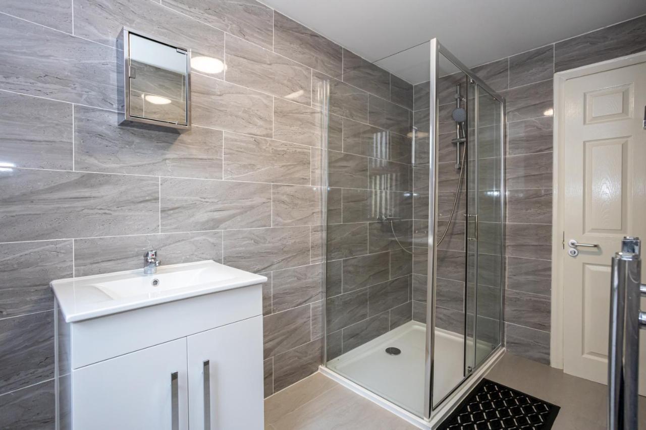 Tco Luxury House Panzió Liverpool Kültér fotó
