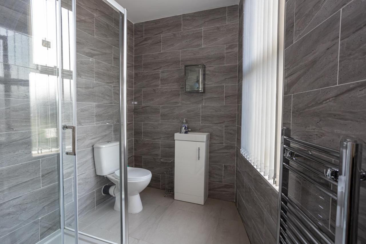 Tco Luxury House Panzió Liverpool Kültér fotó