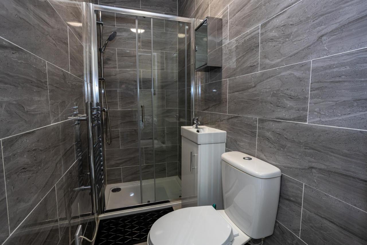 Tco Luxury House Panzió Liverpool Kültér fotó