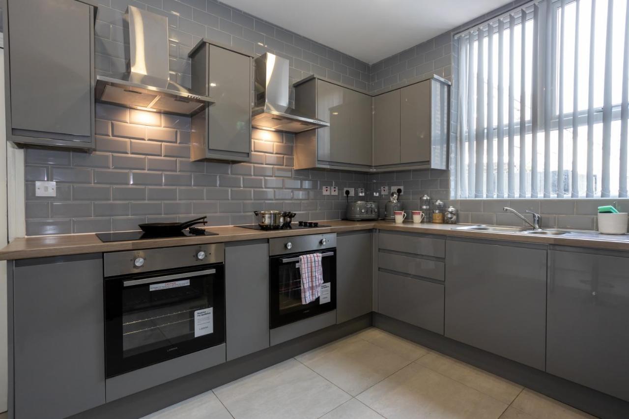 Tco Luxury House Panzió Liverpool Kültér fotó