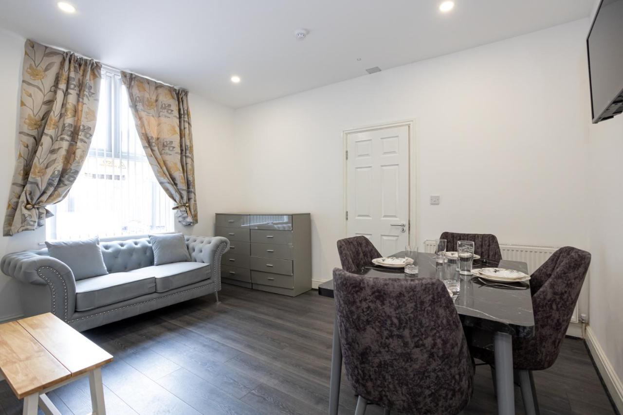 Tco Luxury House Panzió Liverpool Kültér fotó
